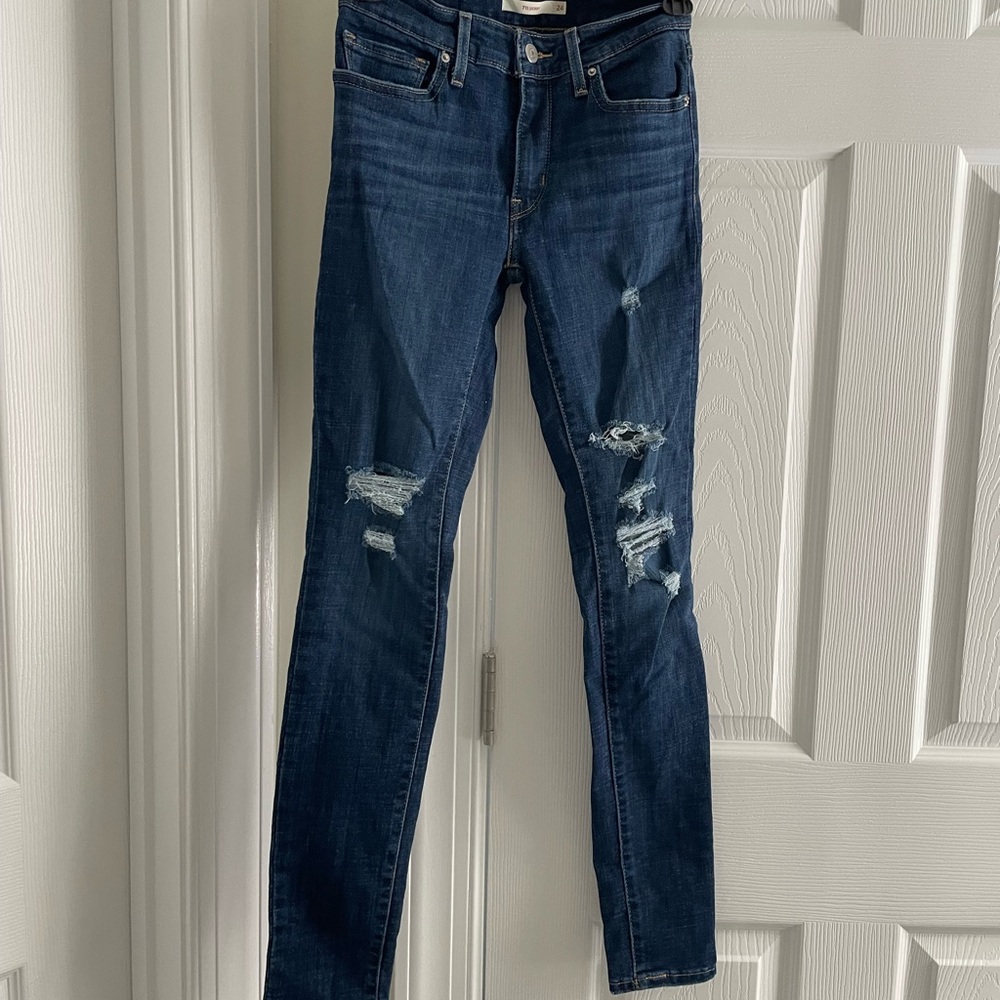 Levi's Dark Blue Ripped Skinny Jeans
